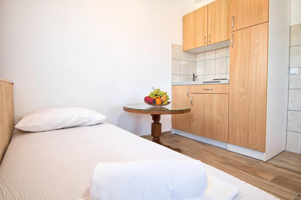Apartments Bona ネウム エクステリア 写真